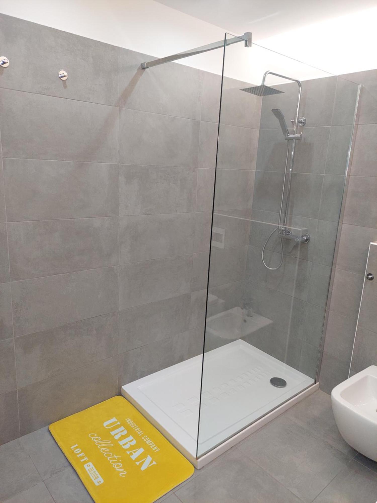 Novi Outlet Apartment Нови Лигуре Екстериор снимка